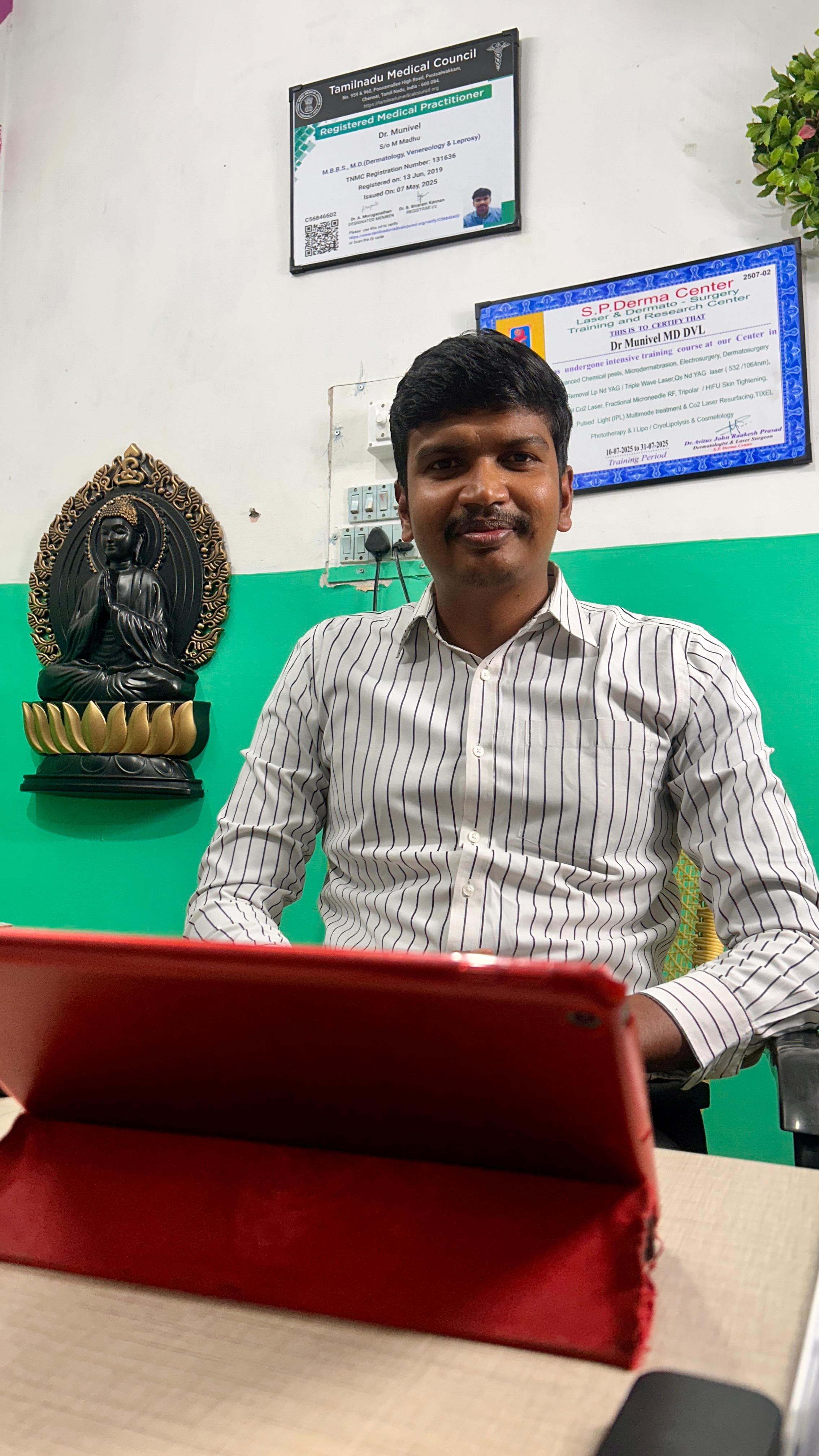 Dr. M. Munivel - Consultant Dermatologist, Venereologist & Aesthetic Surgeon at Shree Vel's Clinic